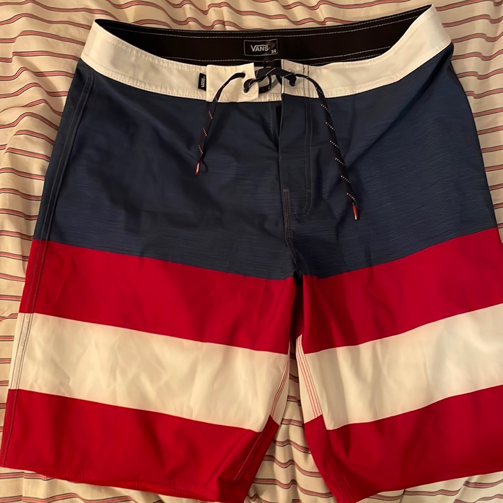 Vans 34 waist bathing suit
